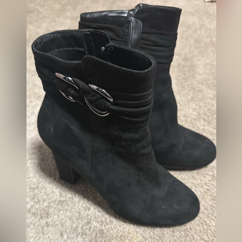 Black heeled booties